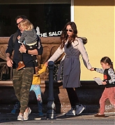 Megan_Fox_and_Brian_Austin_Green_-_take_their_kids_to_Color_Me_Mine_in_Los_Angeles_02172019-04.jpg