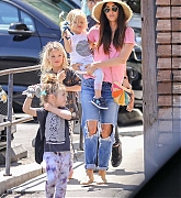 Spends_Mother_s_Day_with_her_kids_in_Calabasas2C_0512-05.jpg