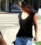 Filename=77.jpg
Filesize=204KiB
Dimensions=1200x1800
Date added=May 30, 2009 77.jpg