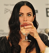 Filename=77.jpg
Filesize=173KiB
Dimensions=1200x1807
Date added=Sep 12, 2009 77.jpg