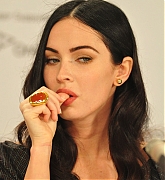 Filename=83.jpg
Filesize=196KiB
Dimensions=1200x1807
Date added=Sep 12, 2009 83.jpg