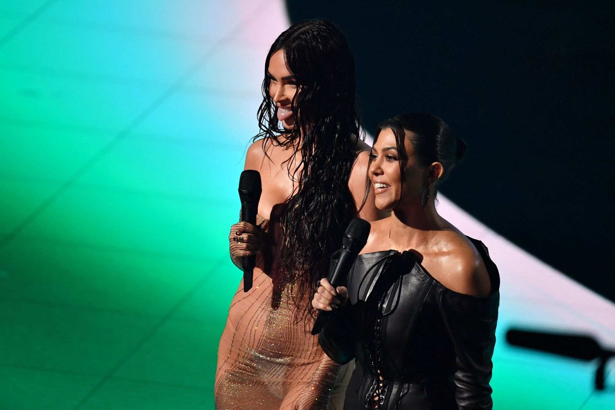 2021_MTV_Video_music_Awards__28229.jpg