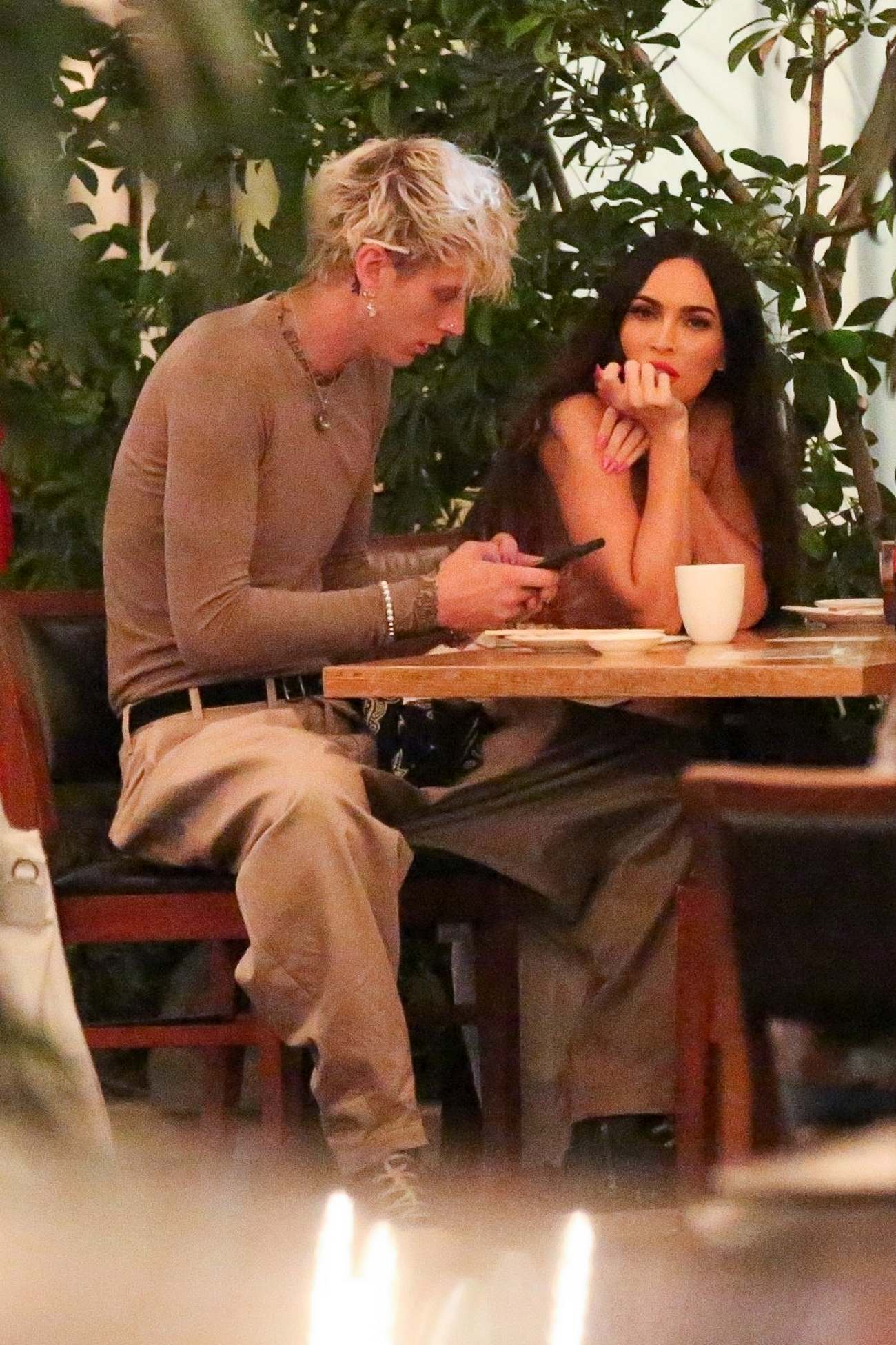 Machine_Gun_Kelly___Megan_Fox_-_At_Matsuhisa_restaurant_in_Beverly_Hills2C_California__06012021_04.jpg