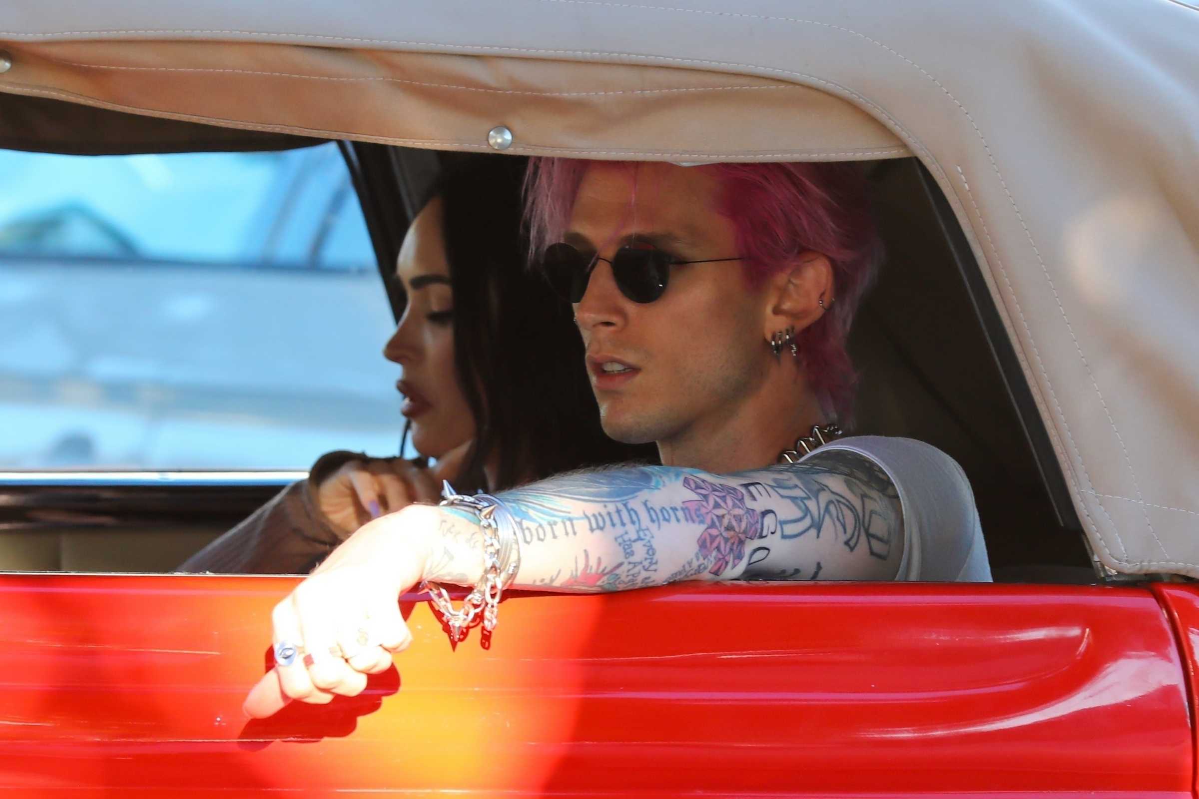 Megan_Fox_-_At_Nobu_in_Malibu2C_California__0605202204.jpg