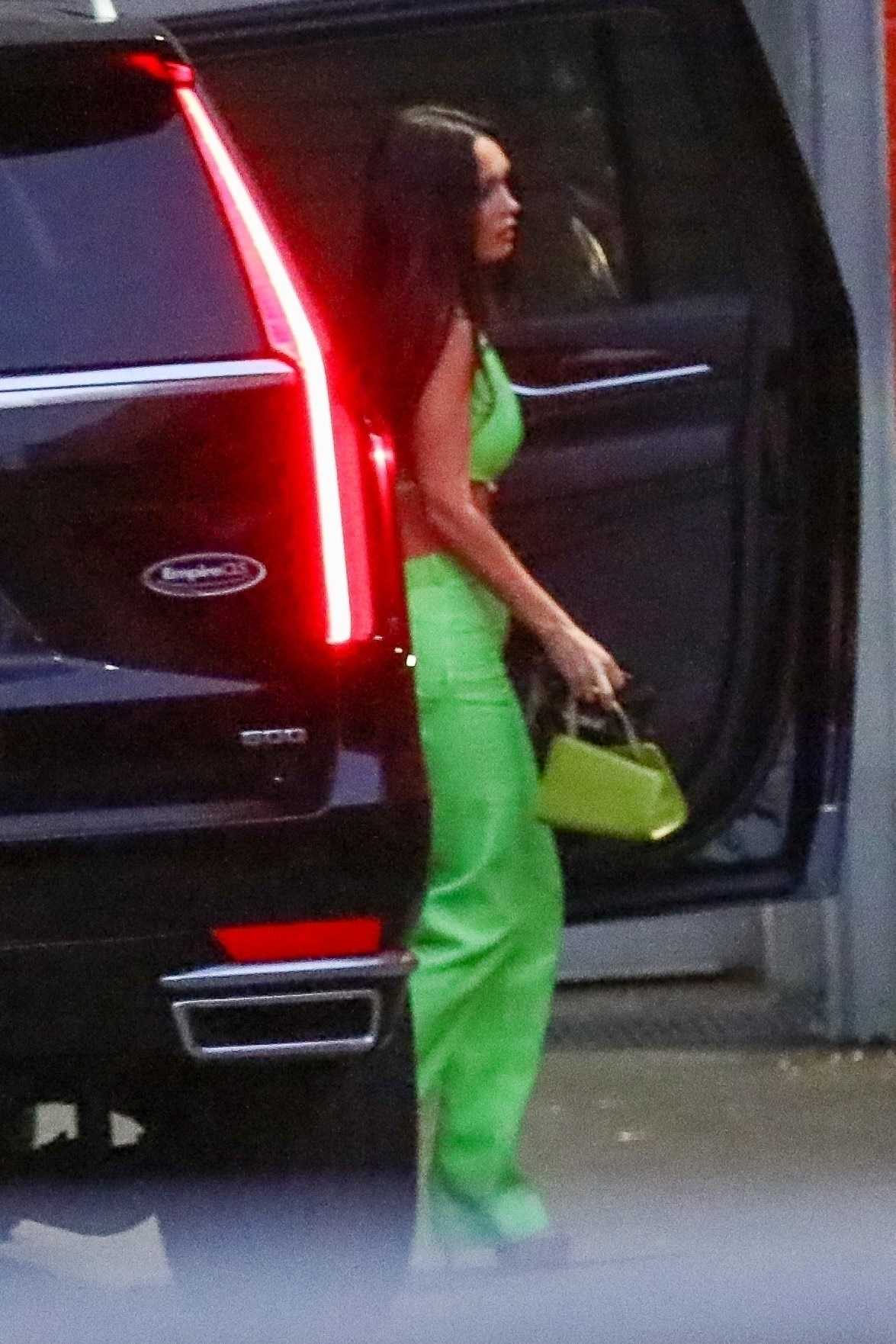 Megan_Fox_-_At_The_Kia_Forum_in_Inglewood2C_California__0713202201.jpg