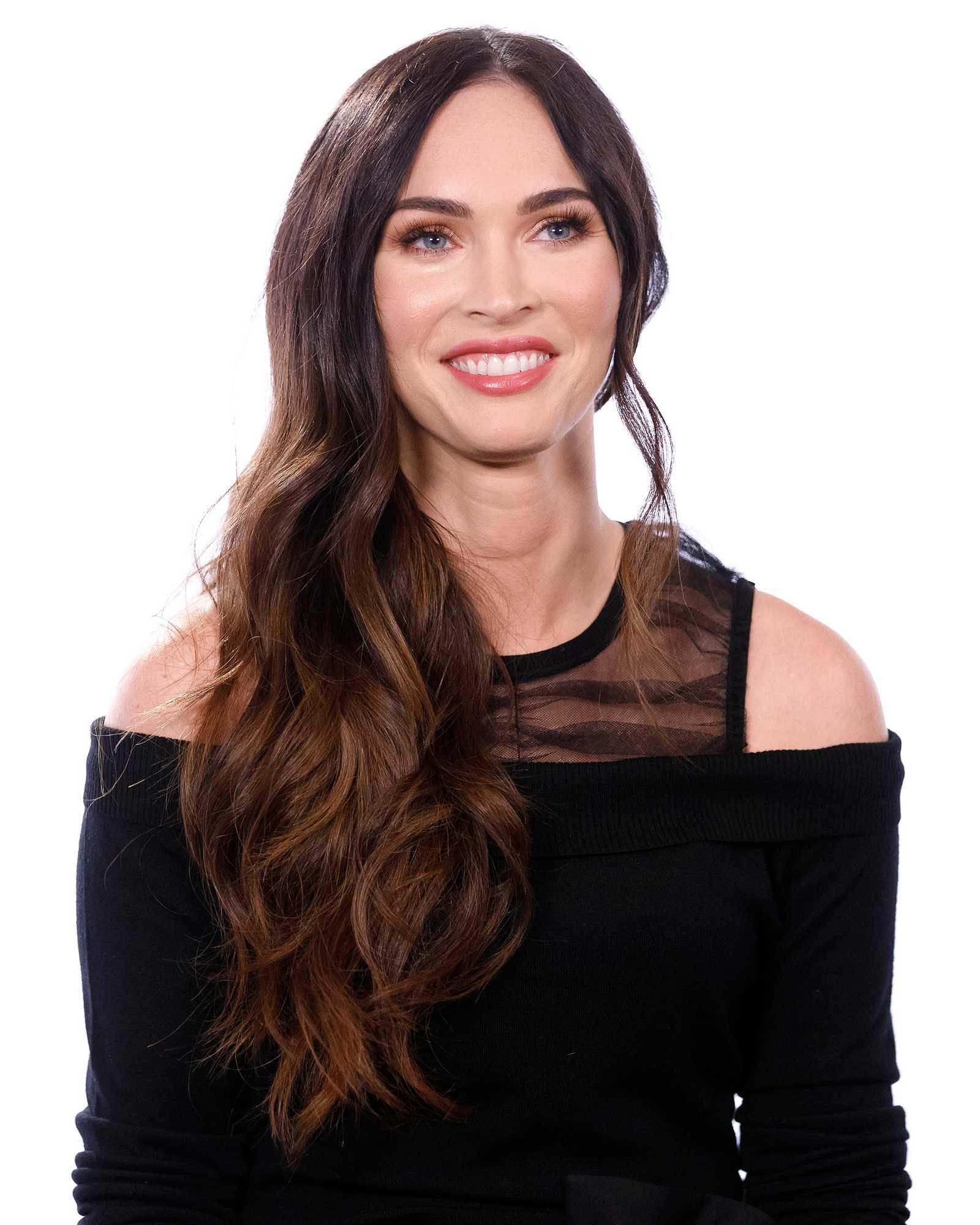 Megan_Fox_-__The_IMDb_Show__in_Studio_City_11162018-07.jpg