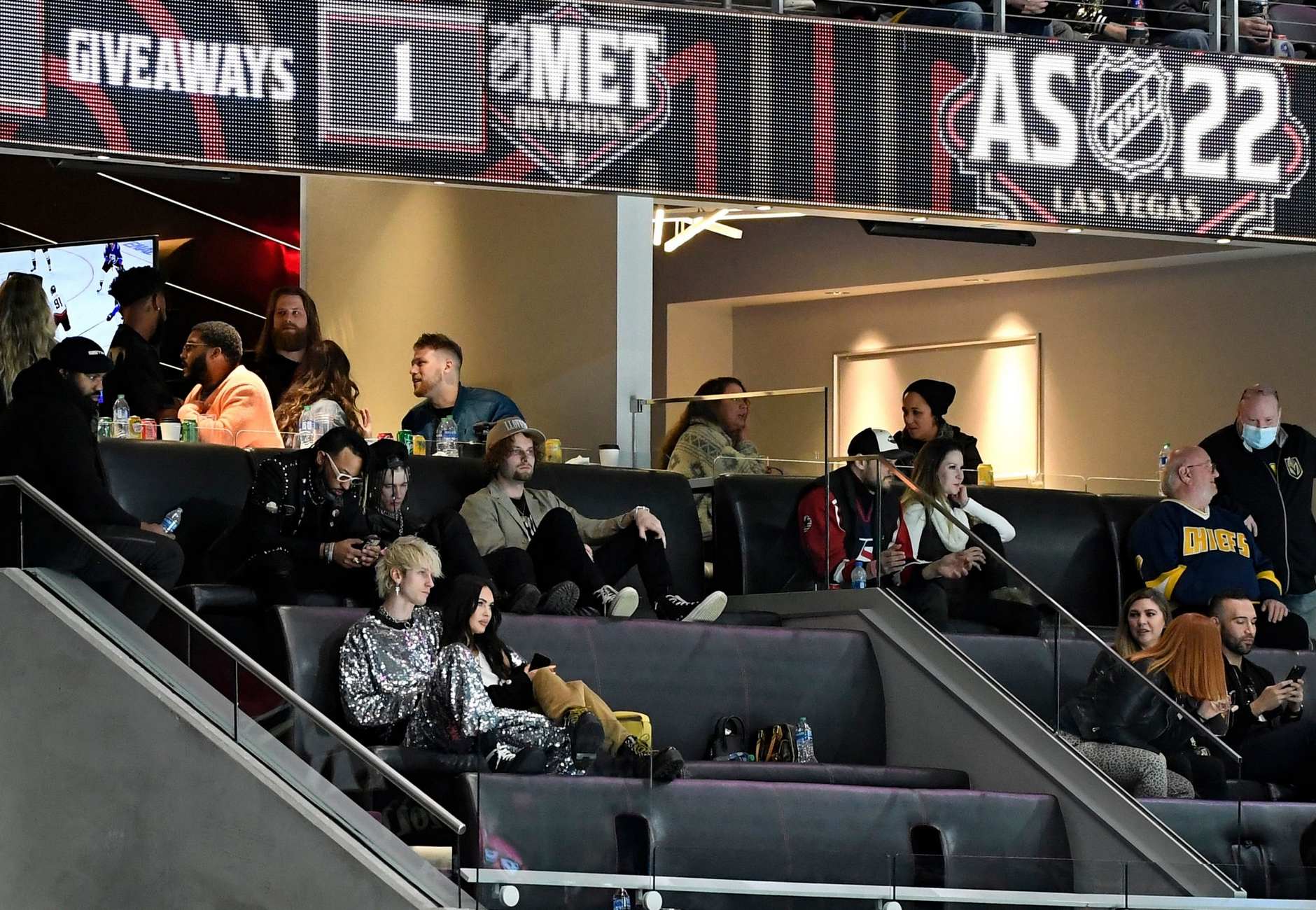 Megan_Fox_attends_the_2022_Honda_NHL_All-Star_Game_at_T-Mobile_Arena_in_Las_Vegas2C_Nevada__02052022-18.jpg