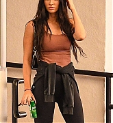 Megan_Fox_-_looks_flawless_while_leaving_a_skincare_clinic_in_Beverly_Hills2C_California__07142021_02.jpg